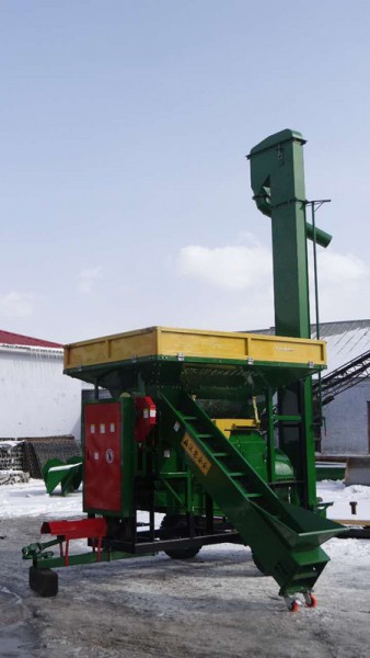 15-25 T/H Tractor Drive Corn Peeling and Threshing Machine